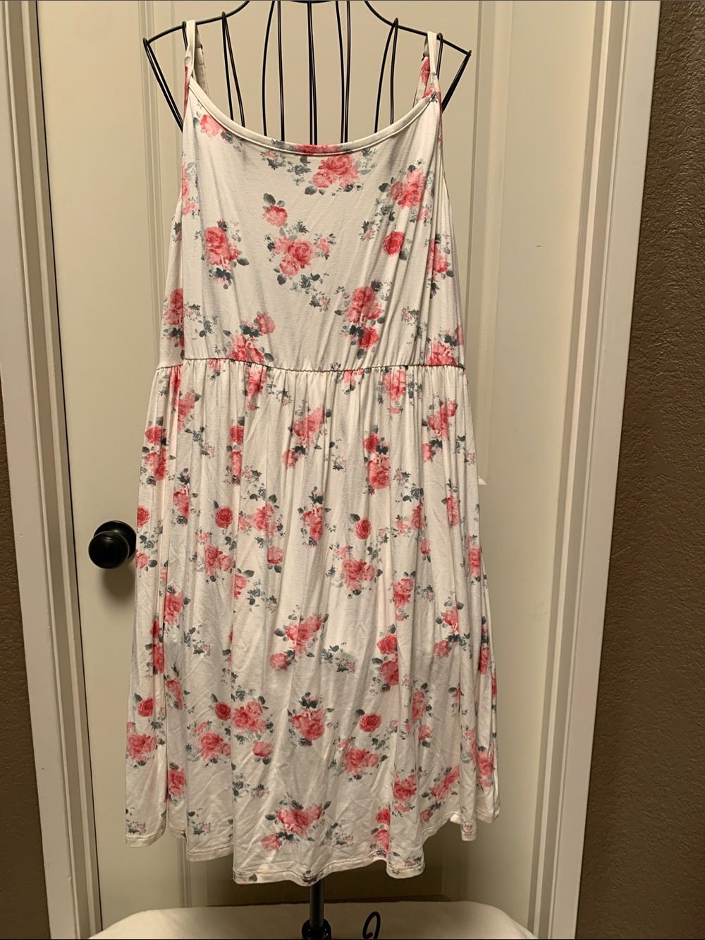 Ladies Arizona White Floral Sundress with Pink Rose Print